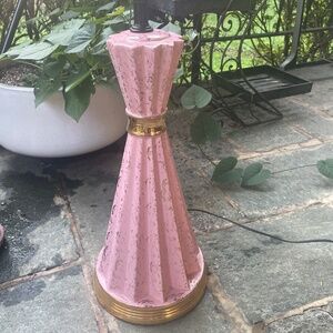 DEAL Vintage Pink & gold splatter lamp